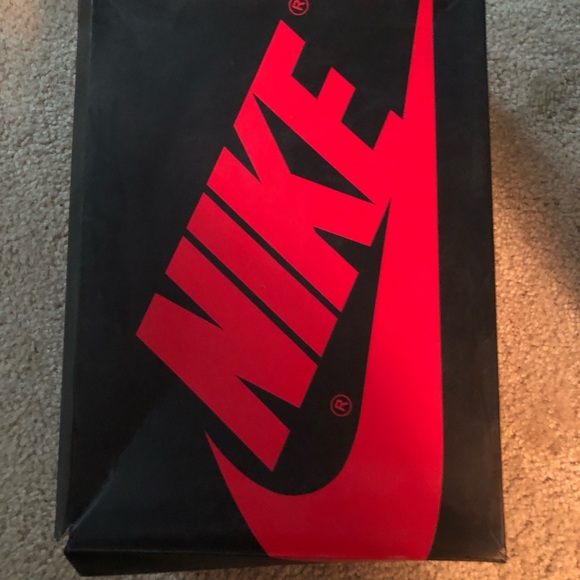 Jordan 1 Retro High Bred Banned (2016) - Picture 2 of 6